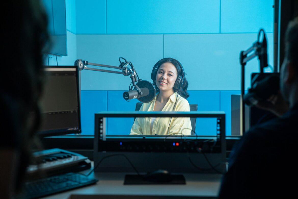 Community Radio Licence UK Explained: Costs, Rules and How to Apply - ilustracja artykulu